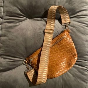 Pretty Simple cross body bag